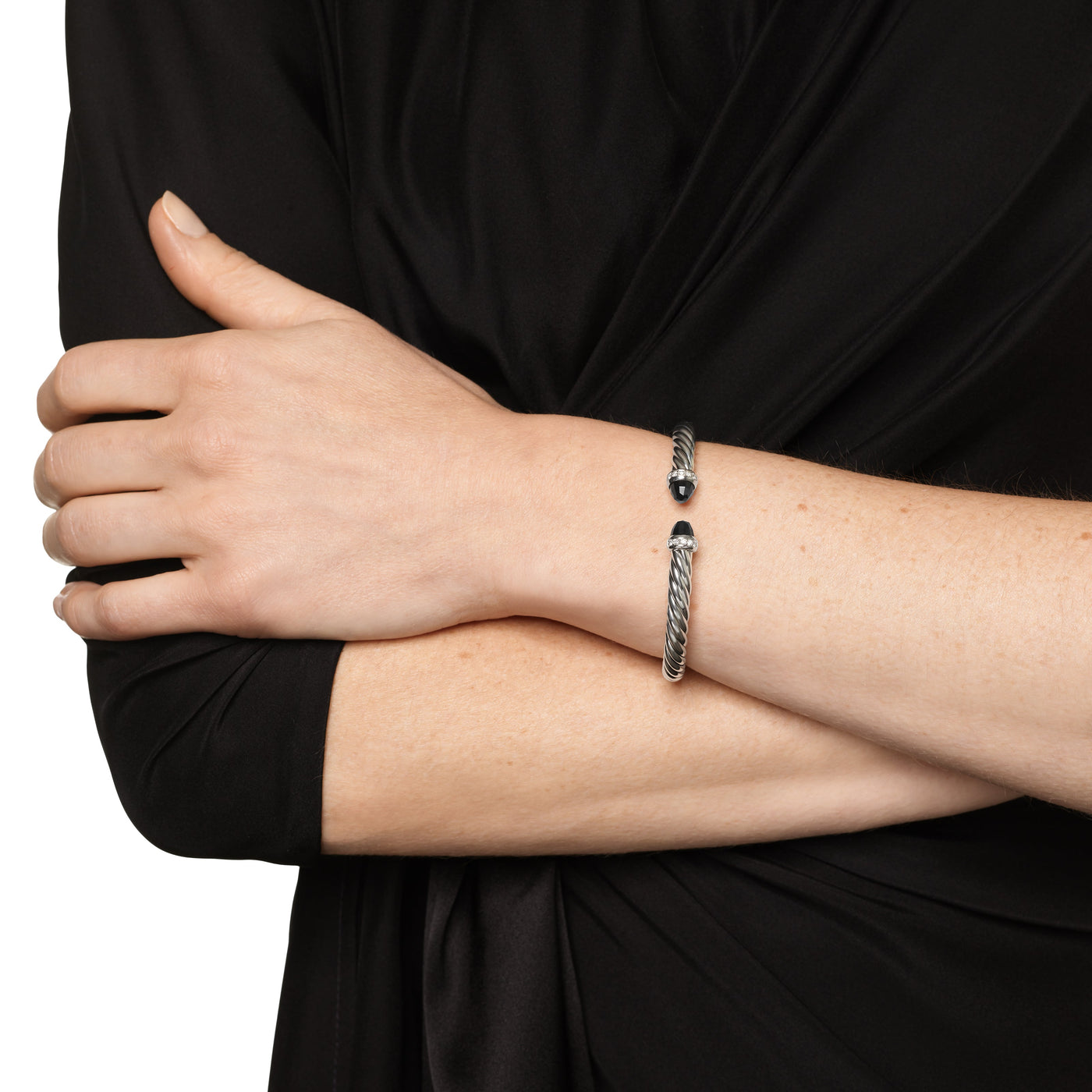 Cable Flex® Bracelet in Sterling Silver with Black Onyx and Diamonds, 6mm