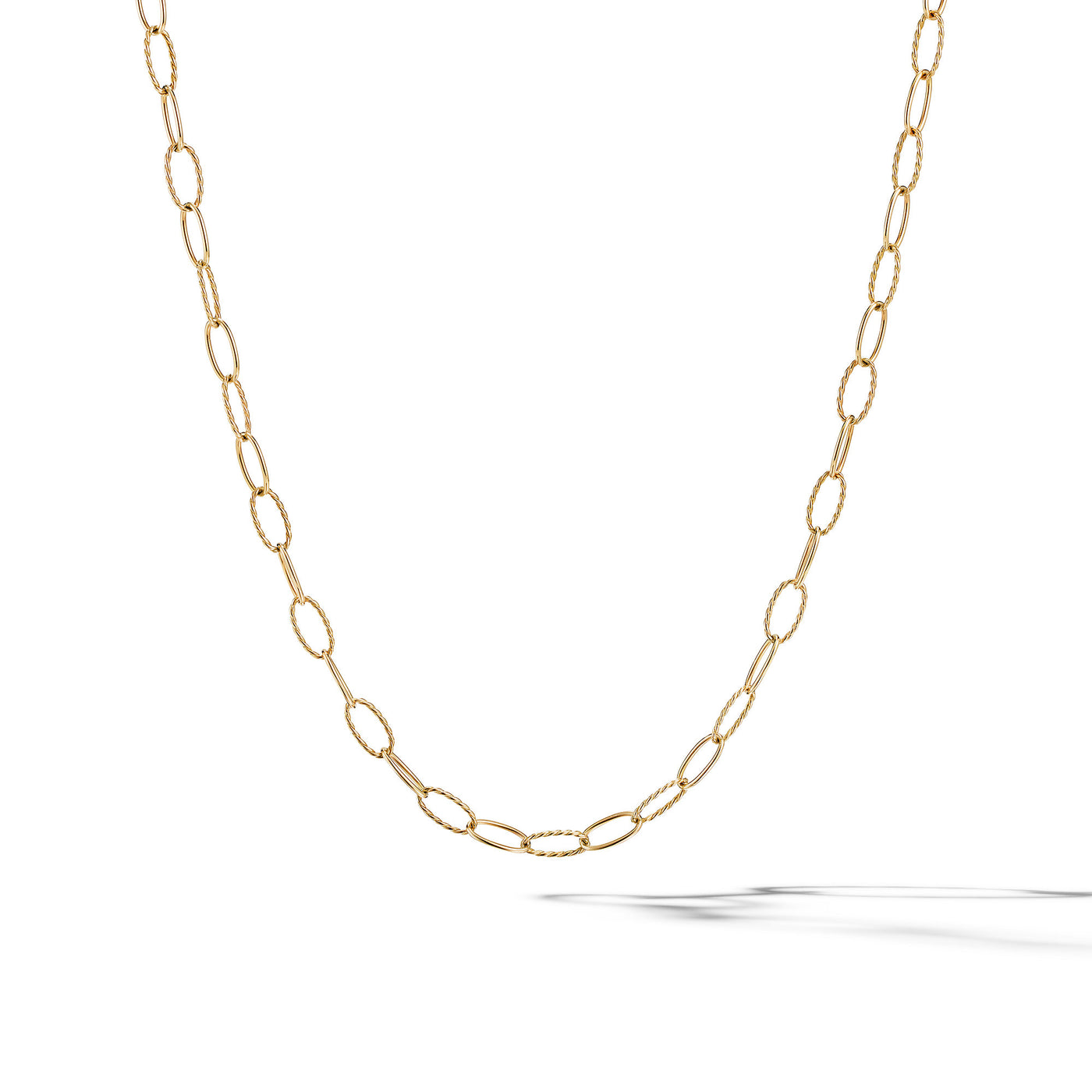 Elongated Oval Link Necklace in 18K Yellow Gold\, 6mm
