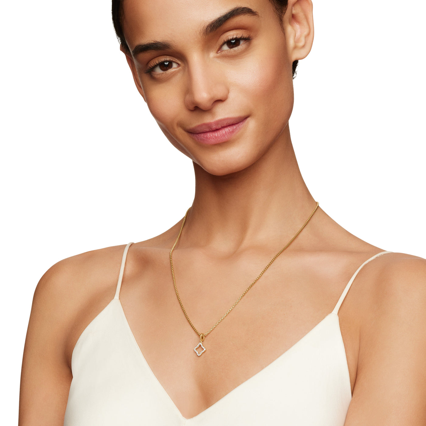 Quatrefoil Amulet in 18K Yellow Gold with Diamonds, 19.7mm