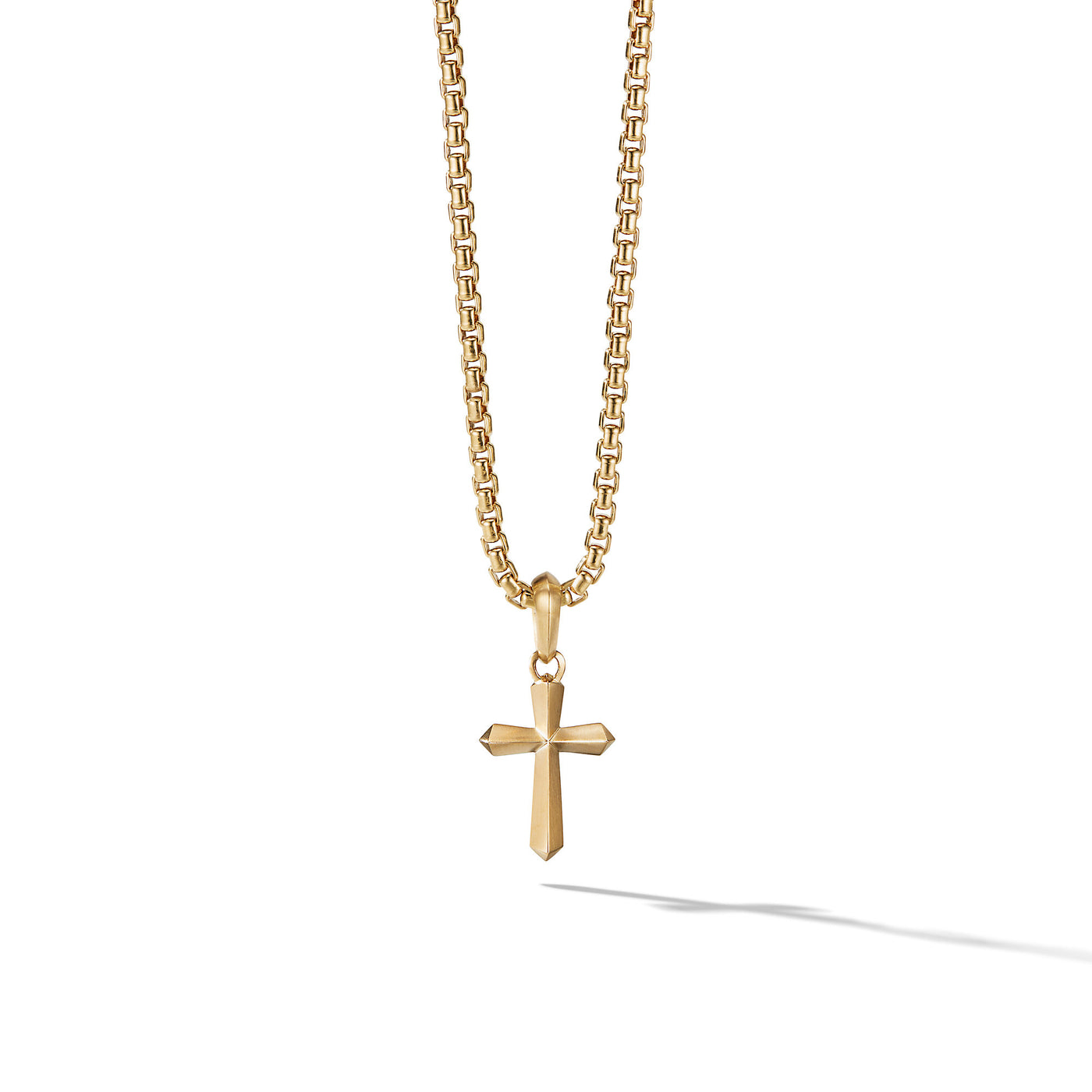Roman Cross Amulet in 18K Yellow Gold\, 19mm