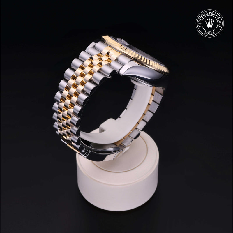 Rolex Sky-Dweller 42
