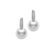 18kt white gold Pearl and Diamond earrings