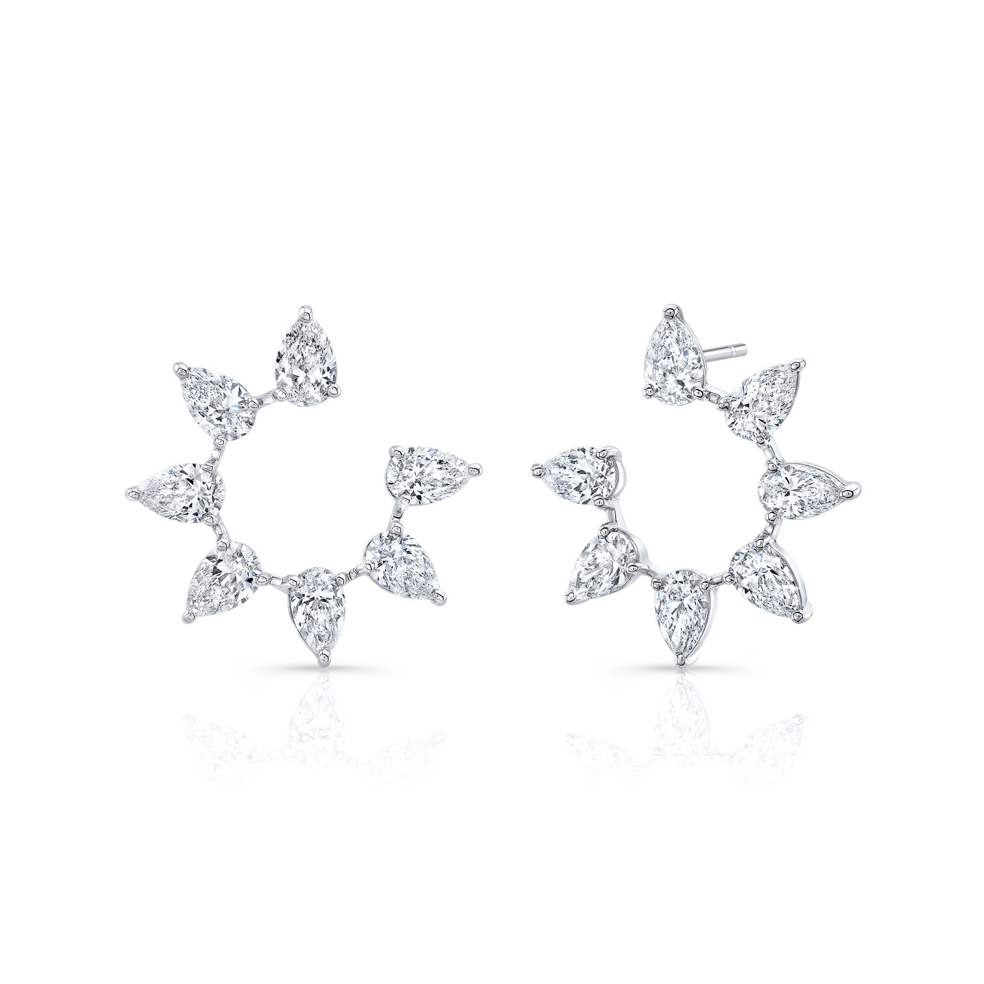 Pear-Shaped Diamond Circle Bar Hoop Earrings in 18kt White Gold