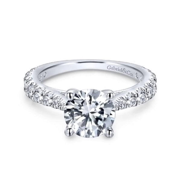 A Guide to Diamond Carats and Prices | Woman Getting Married
