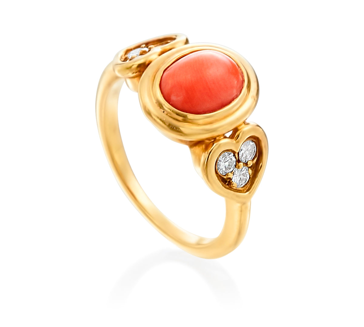 Yg Coral Cabochon And Rd Dia Ring